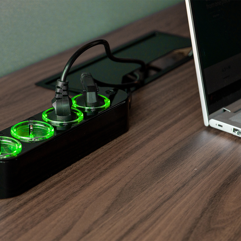 V-SH-POWER-STRIP-4-GEN4-B image 5